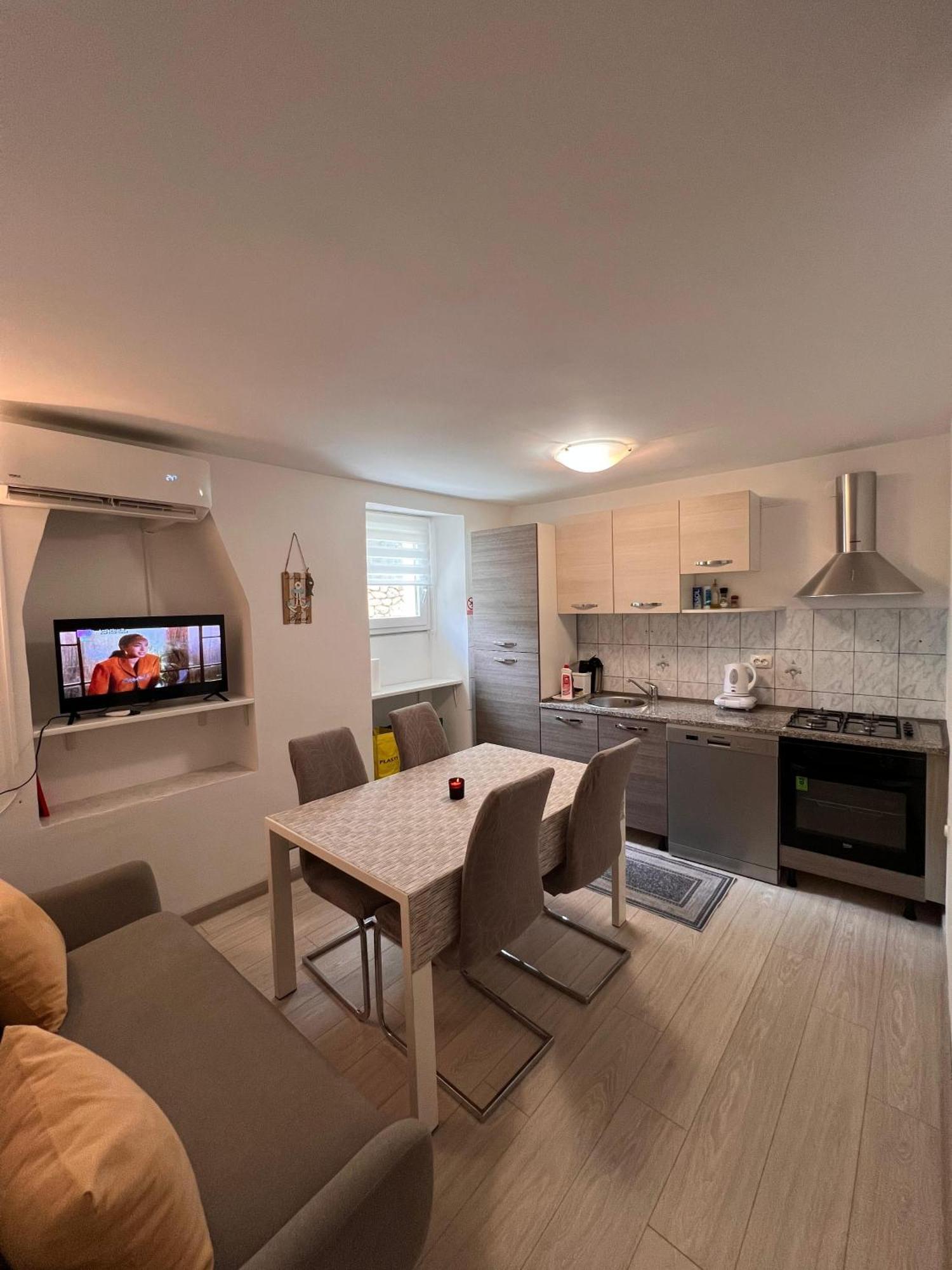 Apartman Gabriela Mali Lošinj Εξωτερικό φωτογραφία