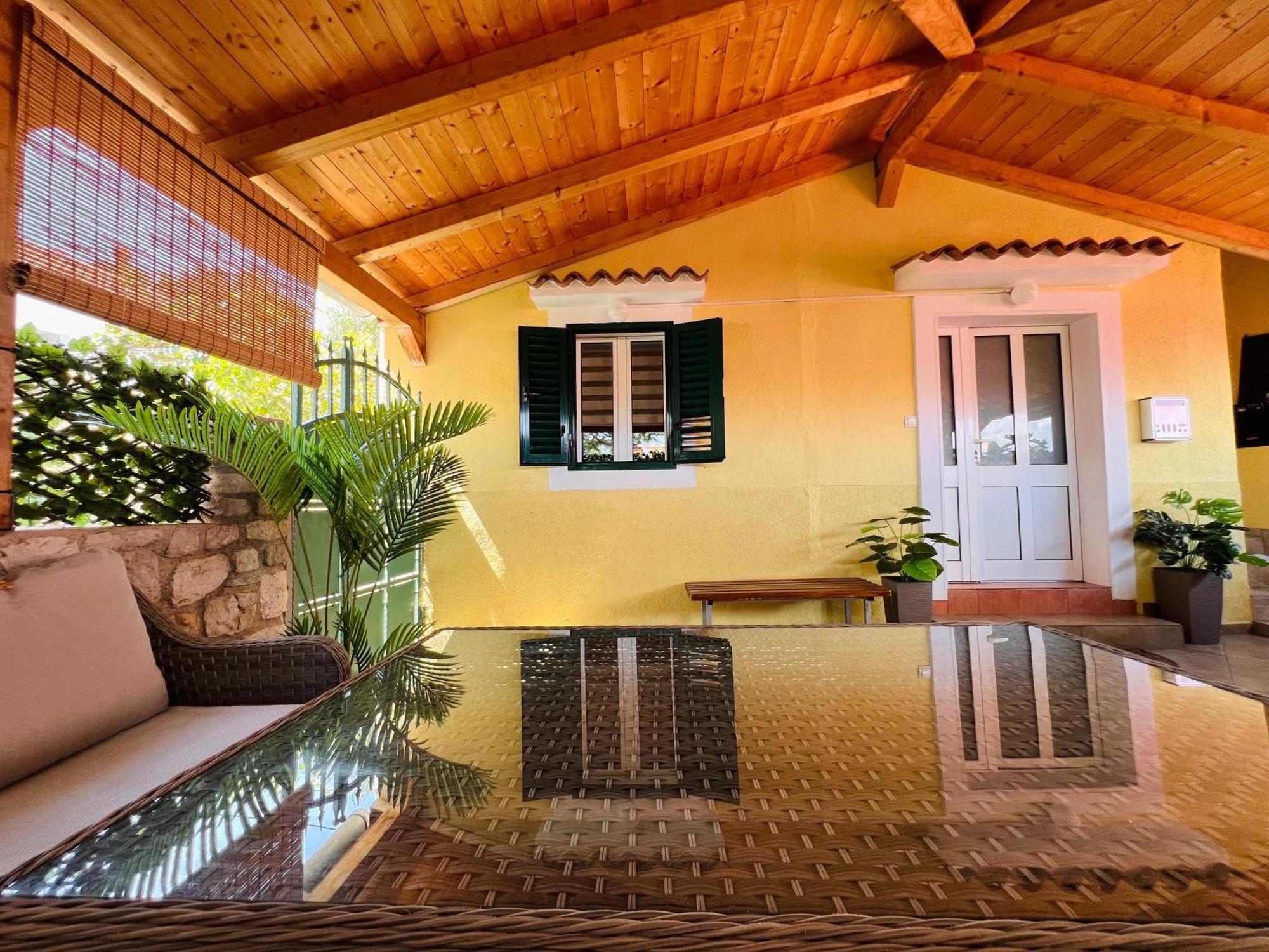 Apartman Gabriela Mali Lošinj Εξωτερικό φωτογραφία